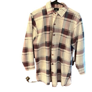 NWOT Stefano Basics Women’s tan and purple soft shirt, size large.